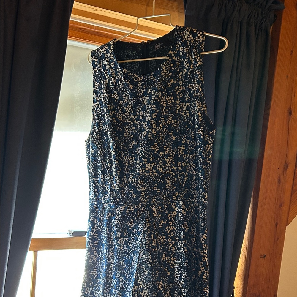 GAP Blue and White Patterned Midi Dress